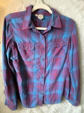 Duluth Trading Co Plaid Flannel Shirt Womens Medium Purple Blue Button Front